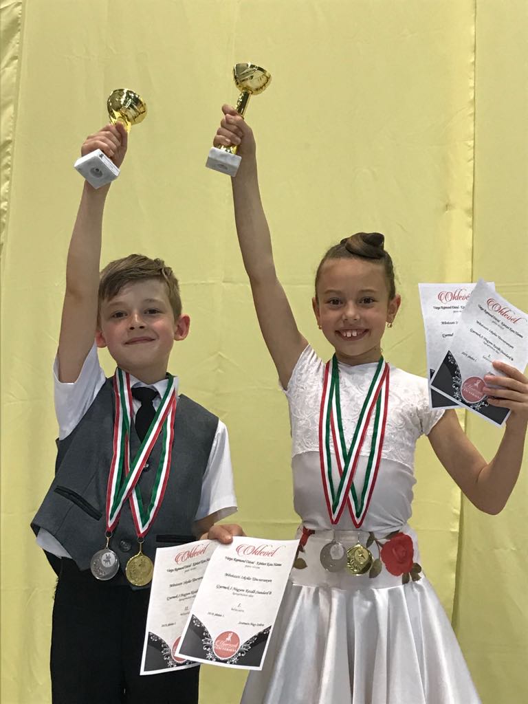 61605468 2343946472330046 3355175584882753536 n