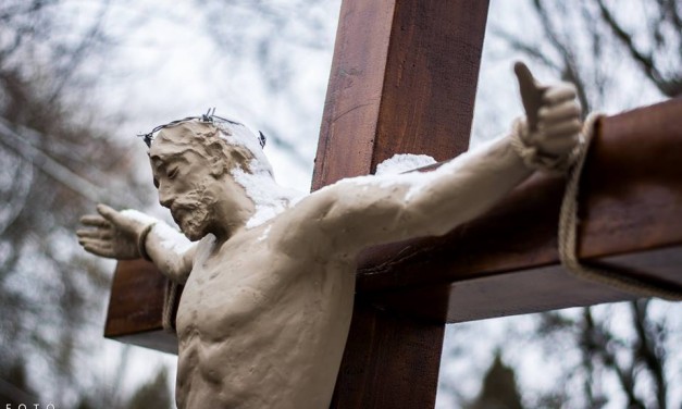 Keresztet szenteltek az Aranysziget Otthonban