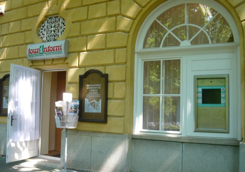 Csongrádi Tourinform iroda felújítása