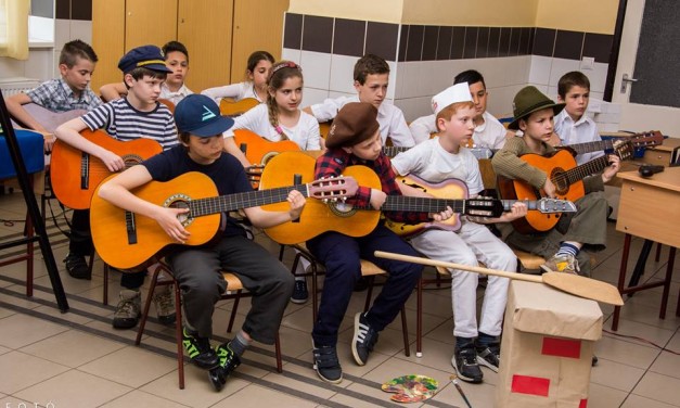 „Válasszunk szakmát!” – kiállítás a Piroskavárosi Általános Iskolában