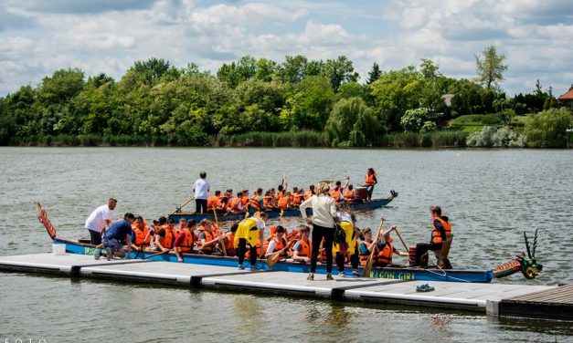 Sárkányhajóversenyek a Holt-Tiszán