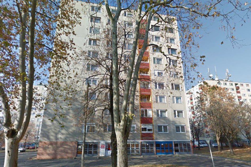 Pályázat a Szentháromság tér 16. I/5. szám alatti szociális bérlakás bérbeadására