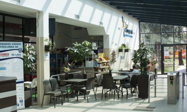 A nehézségek ellenére is sikeres a fürdő