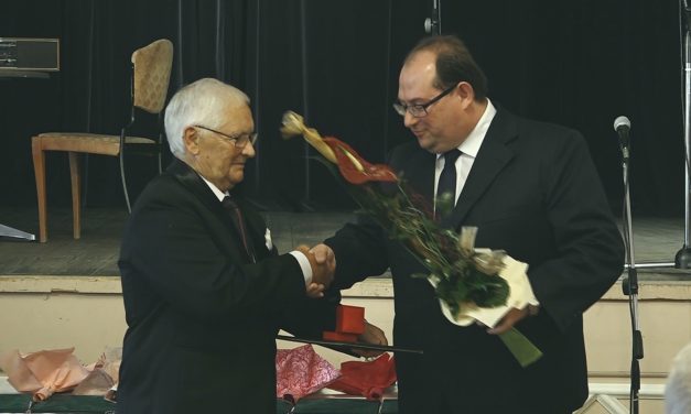 Ünnepi testületi ülés október 23-án