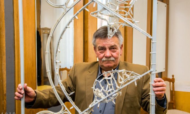 Fénydekorációkat kapott Csongrád