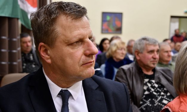 Meghívó Gyovai Zsolt lakossági fórumára