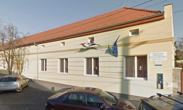 Pályázat a Piroskavárosi Szociális Család- és Gyermekjóléti Intézmény   intézményvezető beosztás ellátására