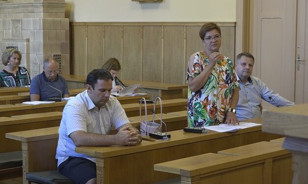 Rendkívüli testületi ülés Csongrádon – 2020.07.08.