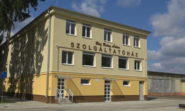 Kiadó irodák és rendezvényhelyiség