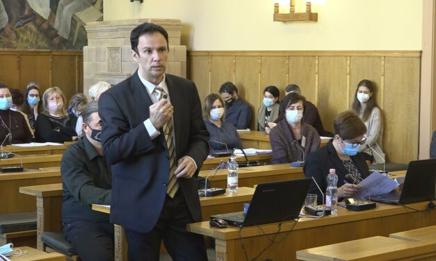 Önkormányzati testületi ülés Csongrádon – 2022.02.24.