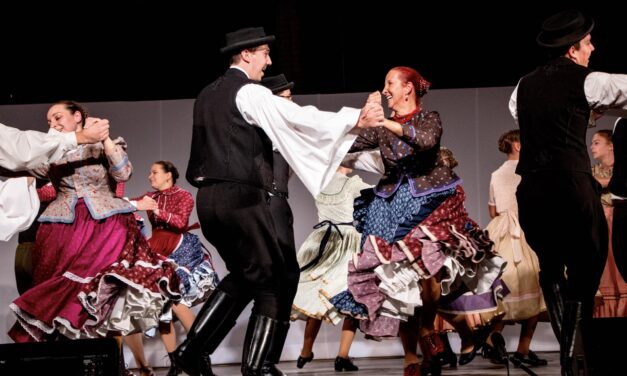 Forgó Edit, akinek a néptánc az élete