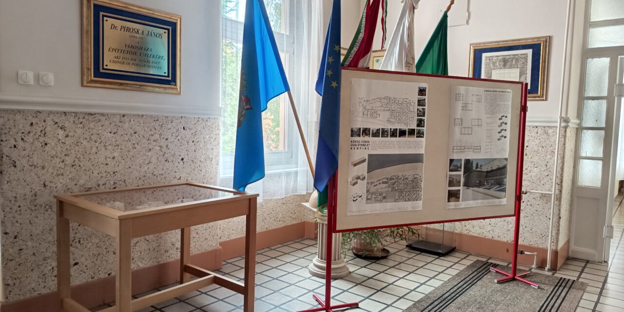 Végzős építészhallgatók csongrádi helyszínekre tervezett diplomamunkáiból nyílt kiállítás a városházán