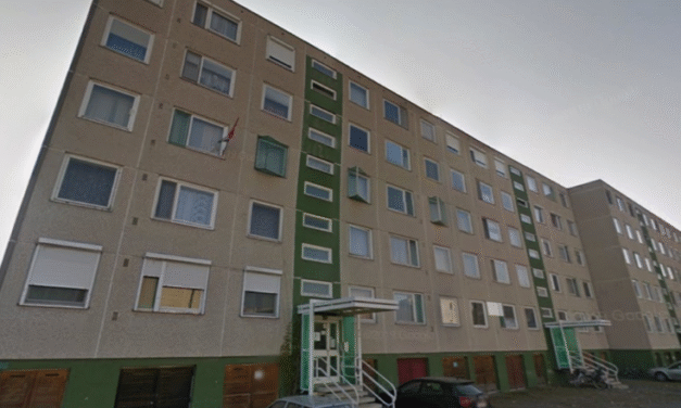 Csongrád Városi Önkormányzat nyílt árverés útján értékesítésre hirdeti meg a Csongrád, Tulipán utca 17. szám alatti 1. emeleti társasházi lakást